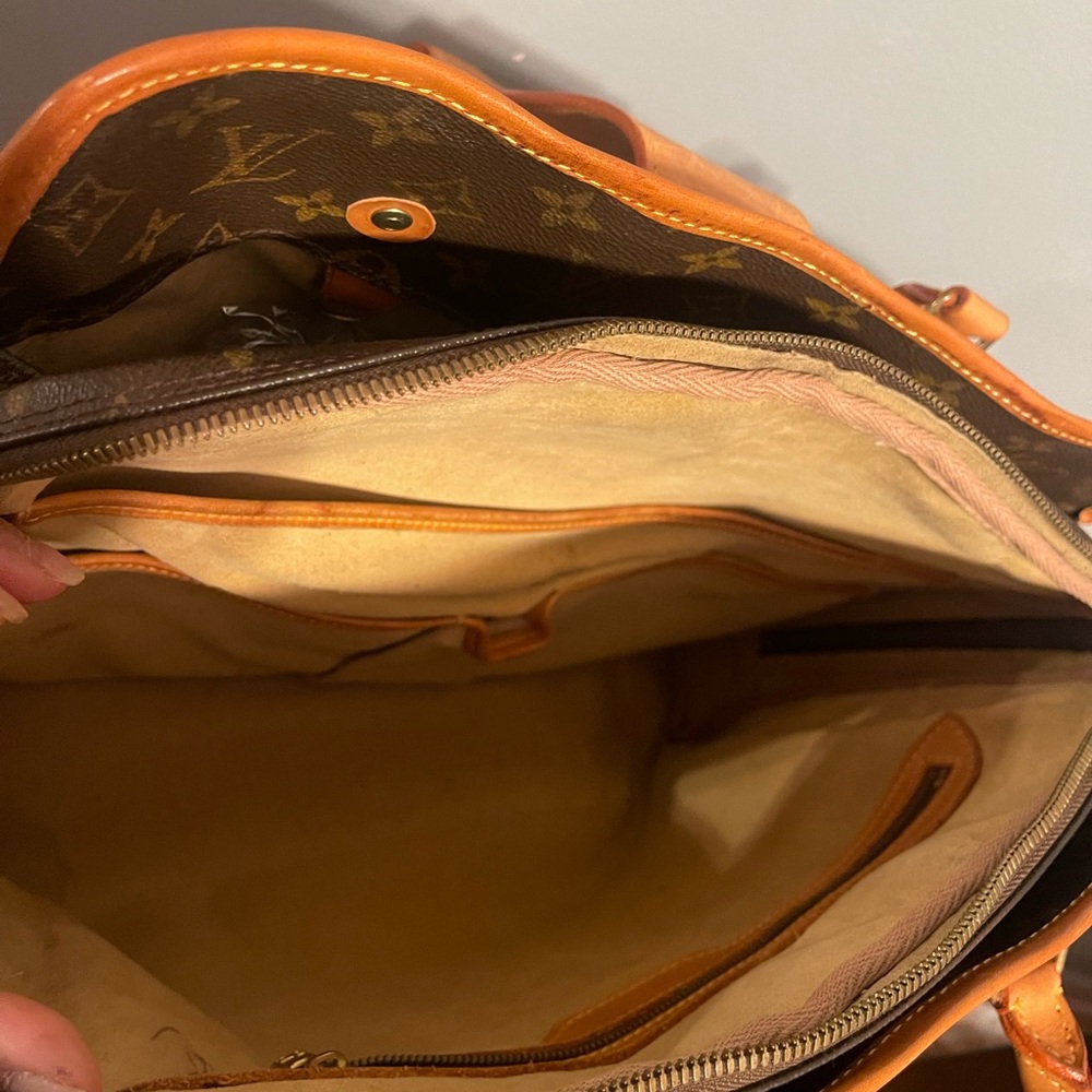 Louis Vuitton Brown and Tan Monogram Tote - Picture 4 of 10